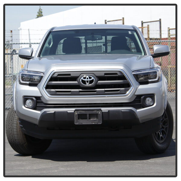 XTune Headlamp Assembly for toyota tacoma