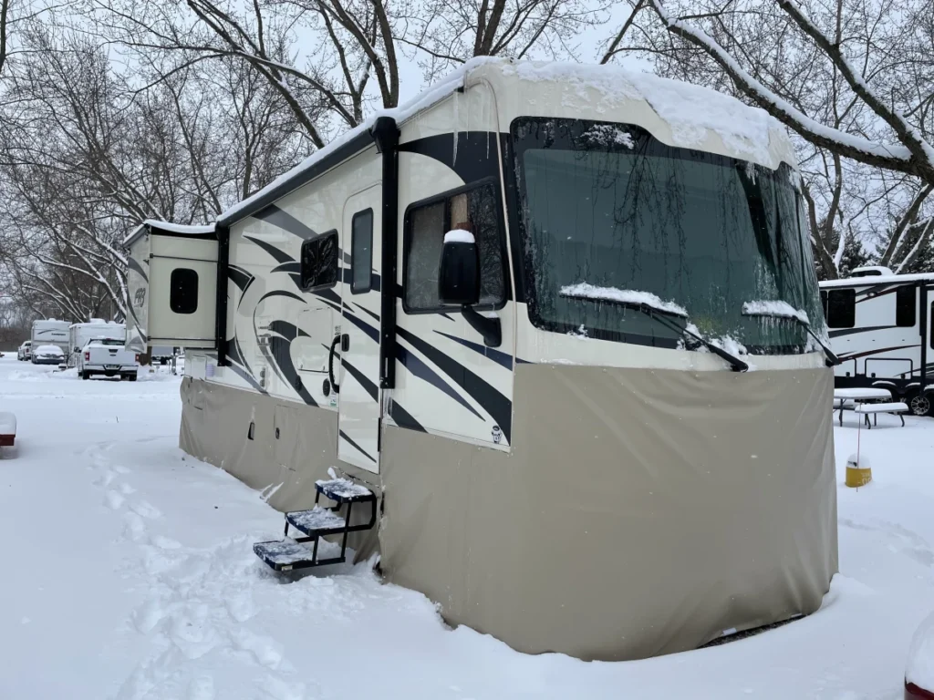 RV Skirting
Insulate the underside of your RV to trap heat and prevent cold drafts. Think of it as a warm blanket for your rig!